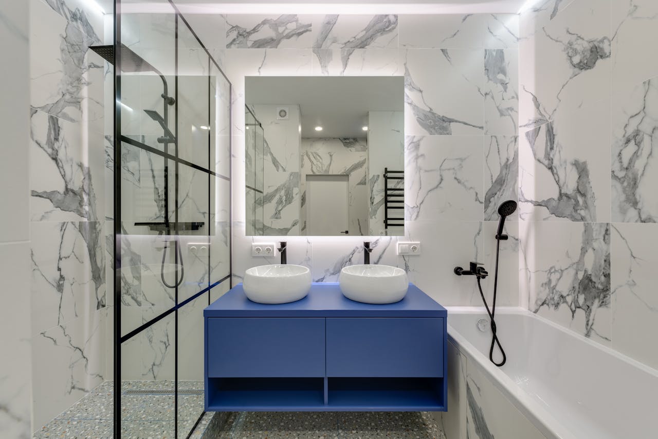 10 Modern Vanity Ideas to Upgrade Your Bathroom Today